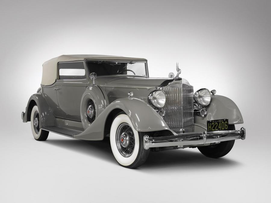  Packard Super Eight Convertible Victoria 1934 года  (фото 13 из 13)
